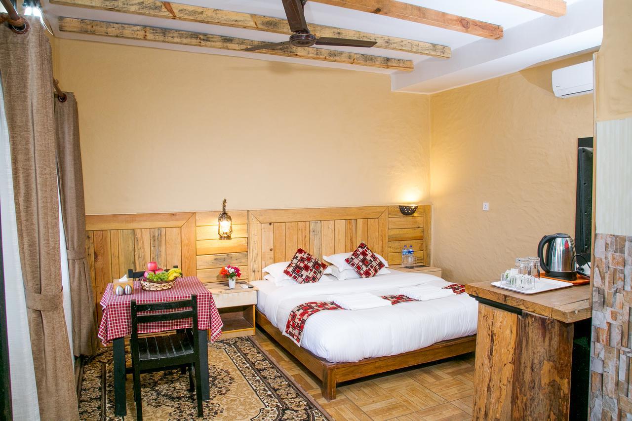 Hotel Tourist Residency Pokhara Ngoại thất bức ảnh