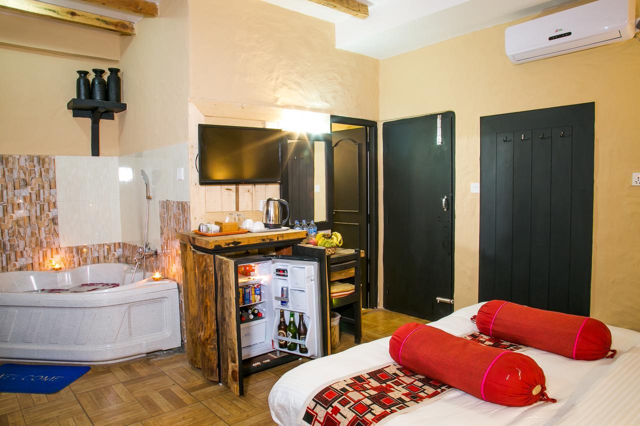 Hotel Tourist Residency Pokhara Ngoại thất bức ảnh