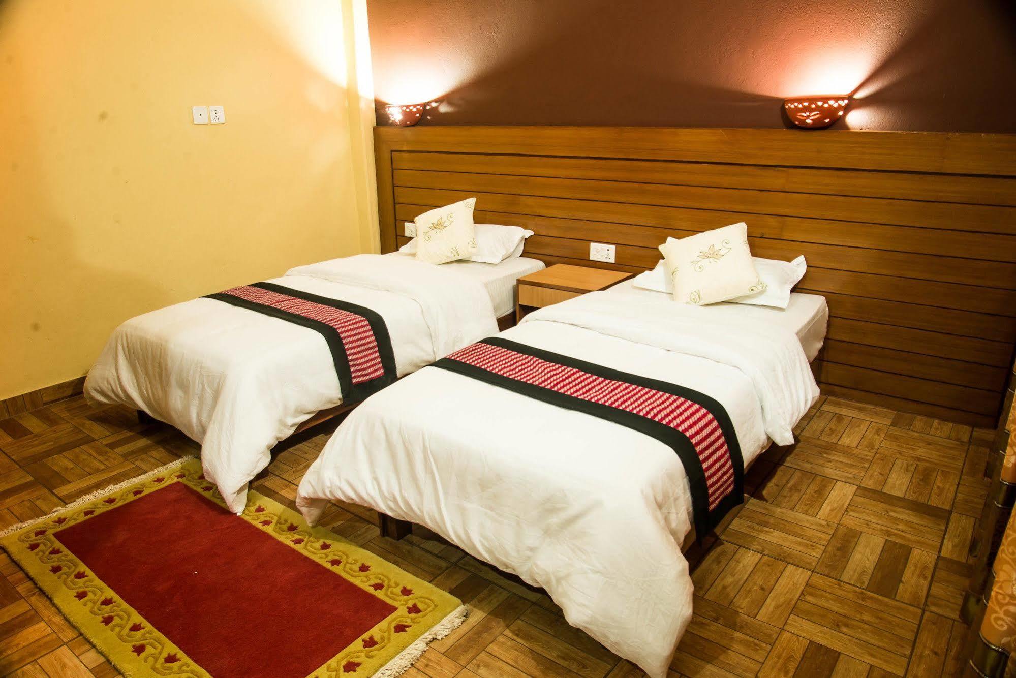 Hotel Tourist Residency Pokhara Ngoại thất bức ảnh